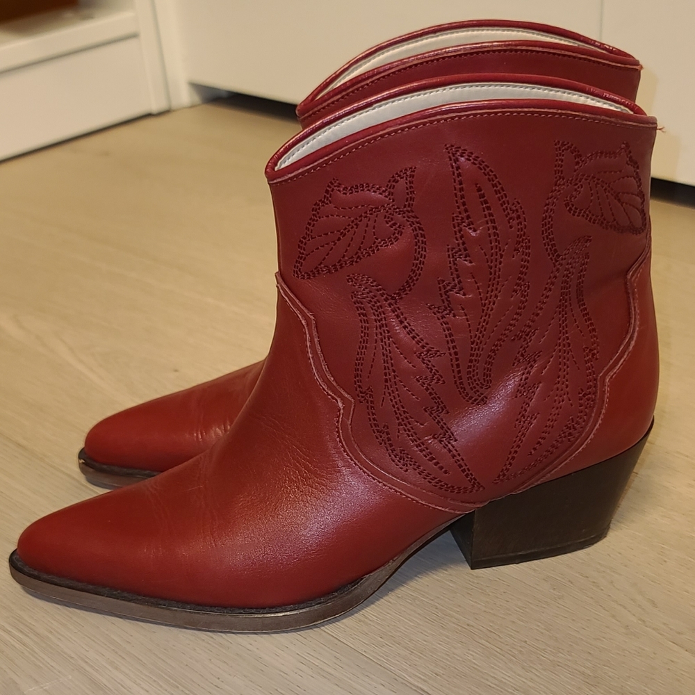 Zara Embroidered Leather Red Cowboy boots EUR 37 US 6.5 Western Rodeo